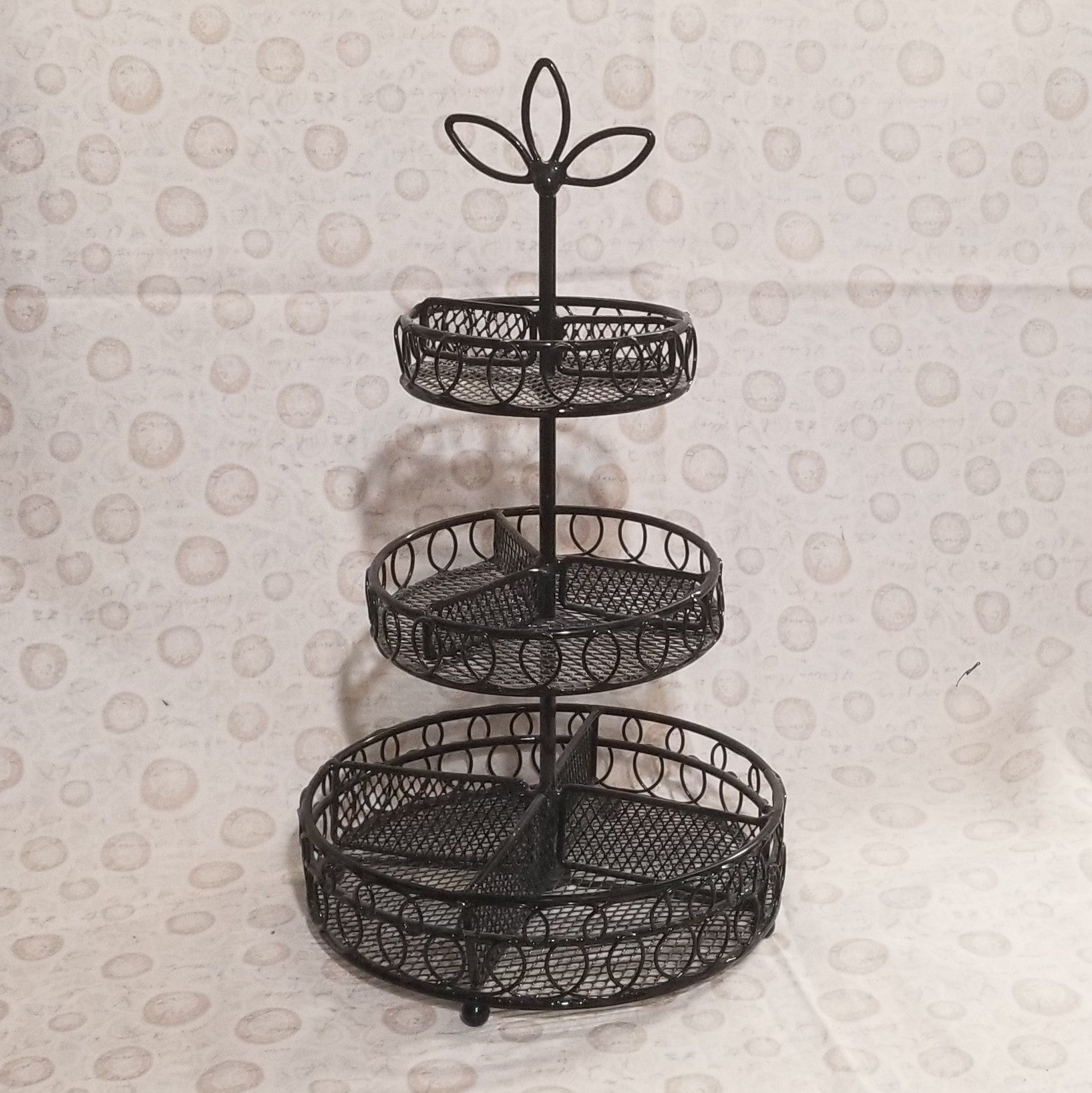 Black Wire Jewelry Holder